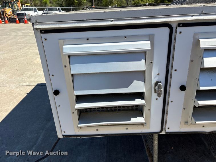 image for item EU7431 Deerskin Manufacturing animal control pickup truck bed