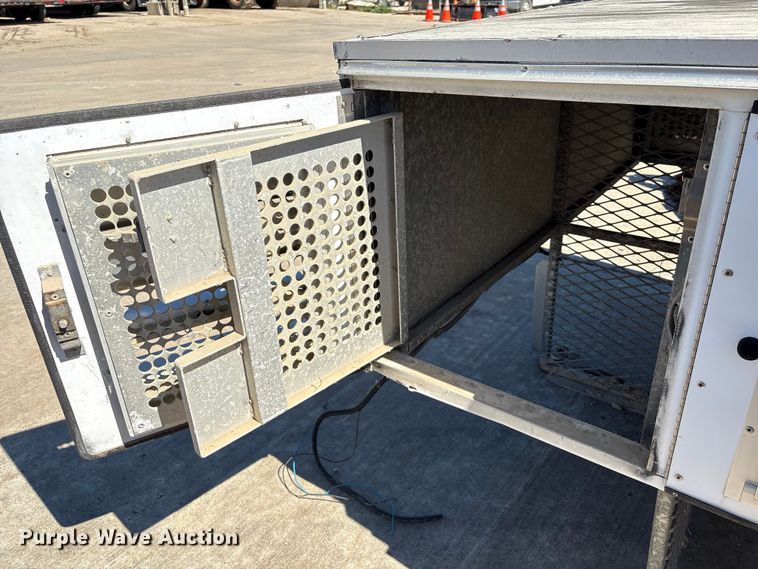 image for item EU7431 Deerskin Manufacturing animal control pickup truck bed