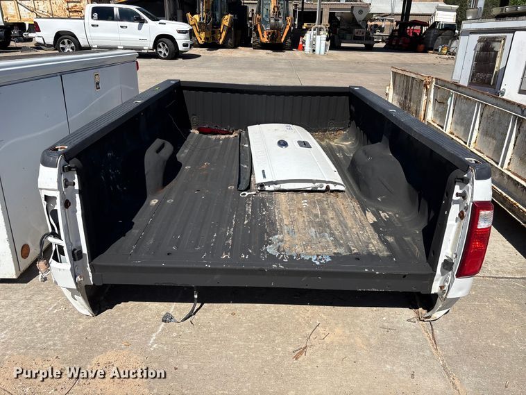image for item EU7433 Ford  pickup truck bed