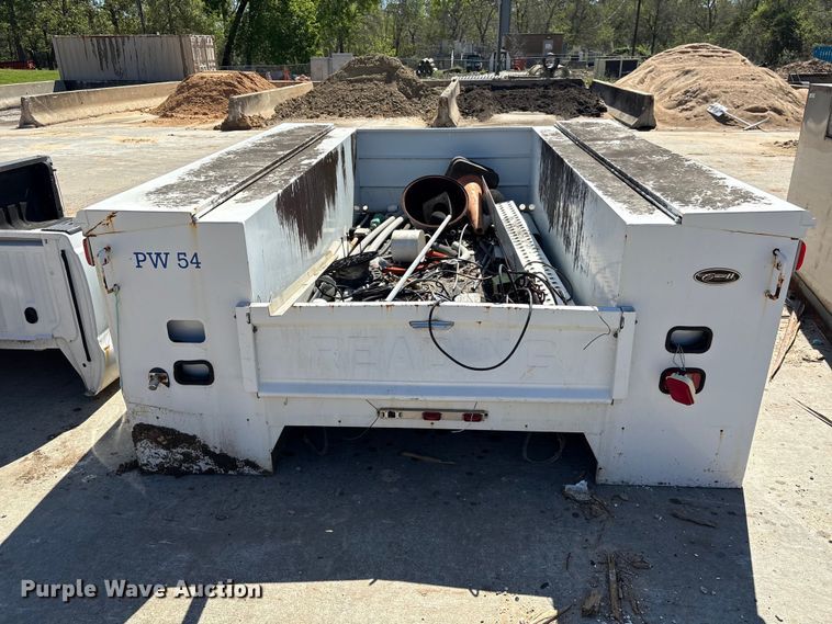 image for item EU7434 Reading 786690 utility bed