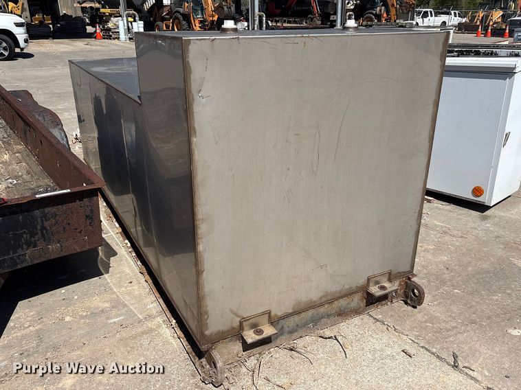 image for item EU7435 Fuel tank