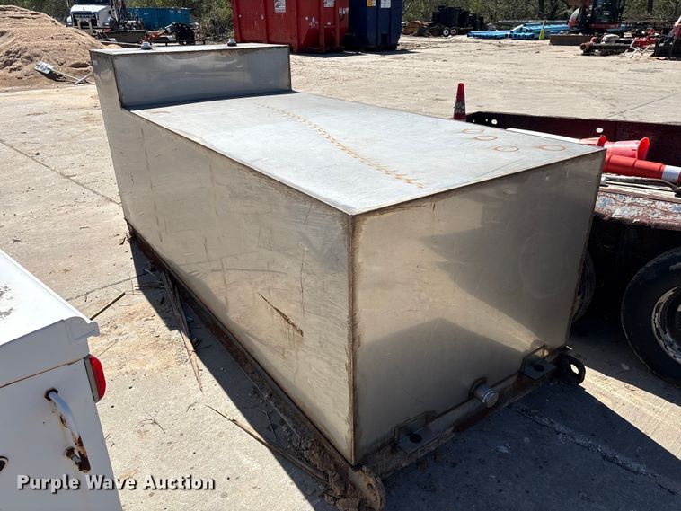 image for item EU7435 Fuel tank