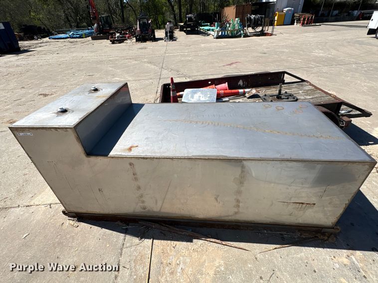 image for item EU7435 Fuel tank