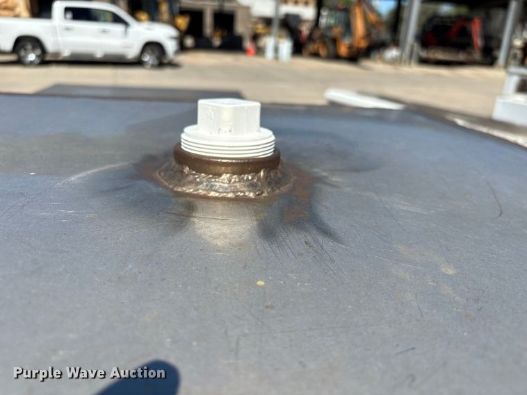 image for item EU7435 Fuel tank