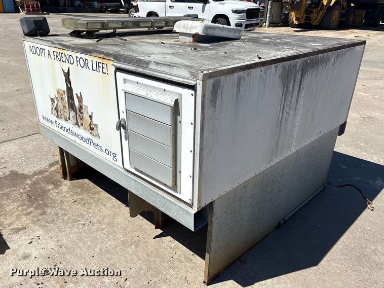 image for item EU7438 Deerskin Manufacturing animal control pick truck  bed