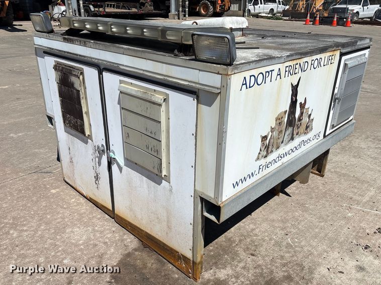 image for item EU7438 Deerskin Manufacturing animal control pick truck  bed