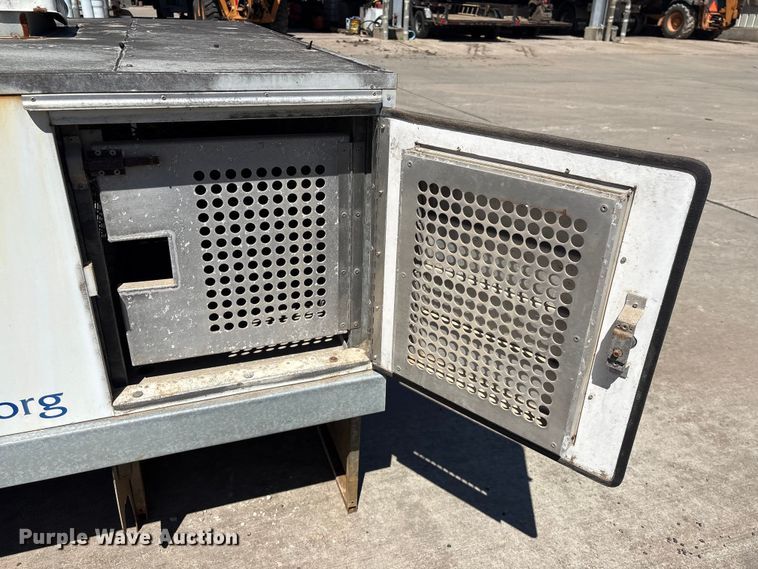 image for item EU7438 Deerskin Manufacturing animal control pick truck  bed