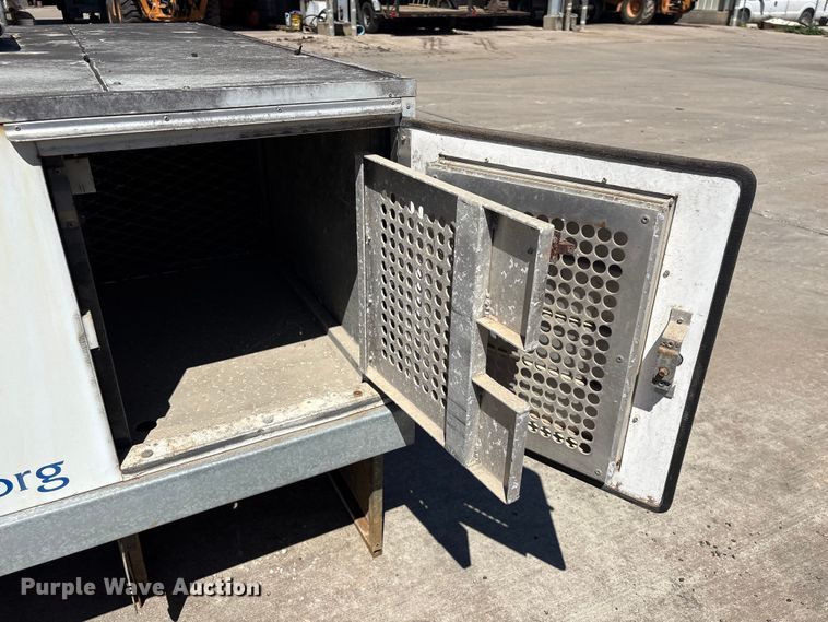 image for item EU7438 Deerskin Manufacturing animal control pick truck  bed