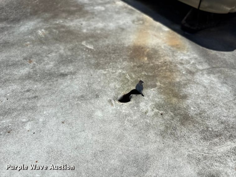 image for item EU7438 Deerskin Manufacturing animal control pick truck  bed