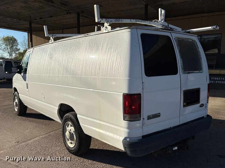 image for item EU7449 2008 Ford E350 van