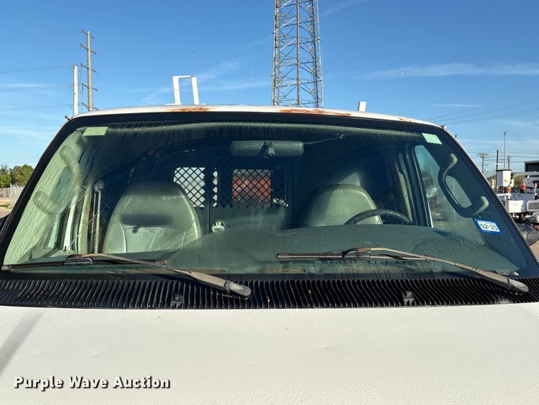 image for item EU7449 2008 Ford E350 van