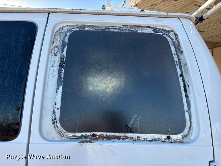 image for item EU7449 2008 Ford E350 van