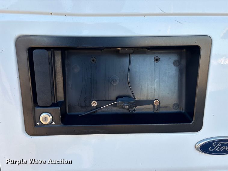 image for item EU7449 2008 Ford E350 van