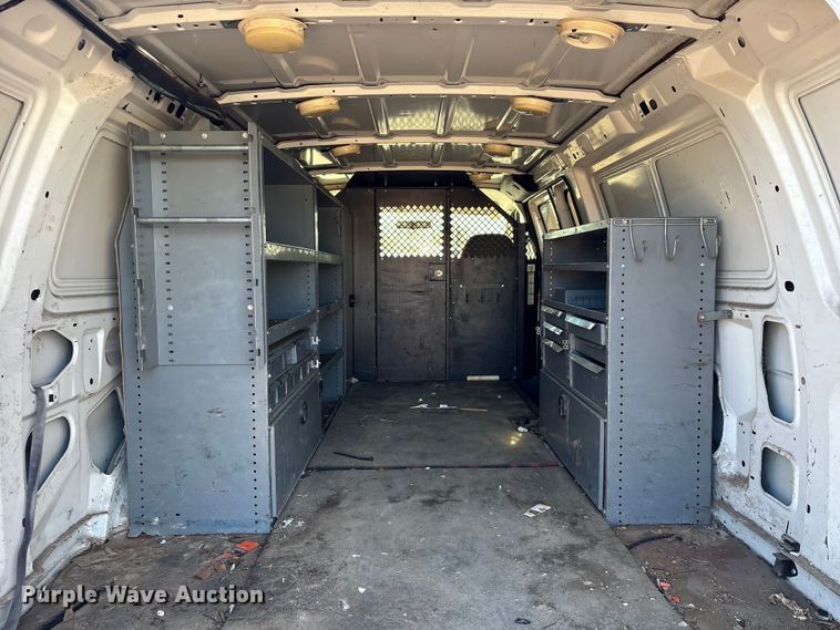image for item EU7449 2008 Ford E350 van