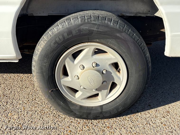 image for item EU7449 2008 Ford E350 van