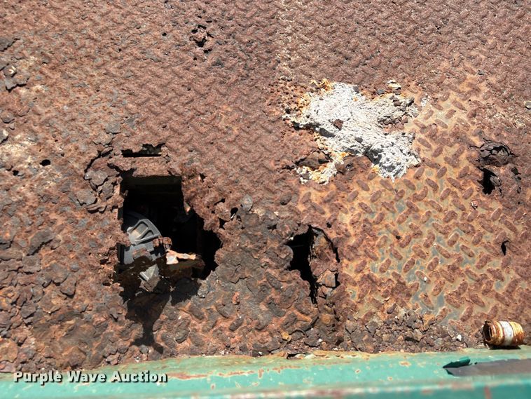 image for item EU7455 2012 Kawasaki Mule KAF620M utility vehicle