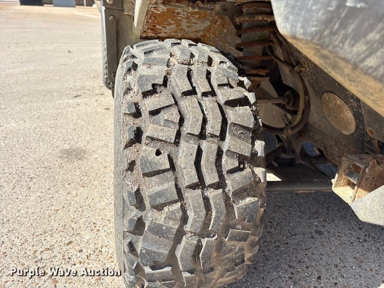 image for item EU7455 2012 Kawasaki Mule KAF620M utility vehicle