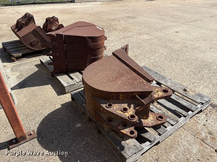 image for item EU7458 (4) buckets