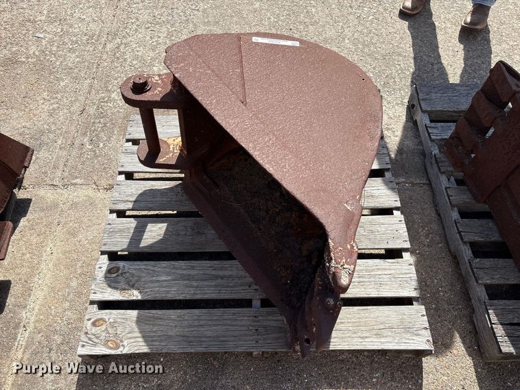 image for item EU7458 (4) buckets