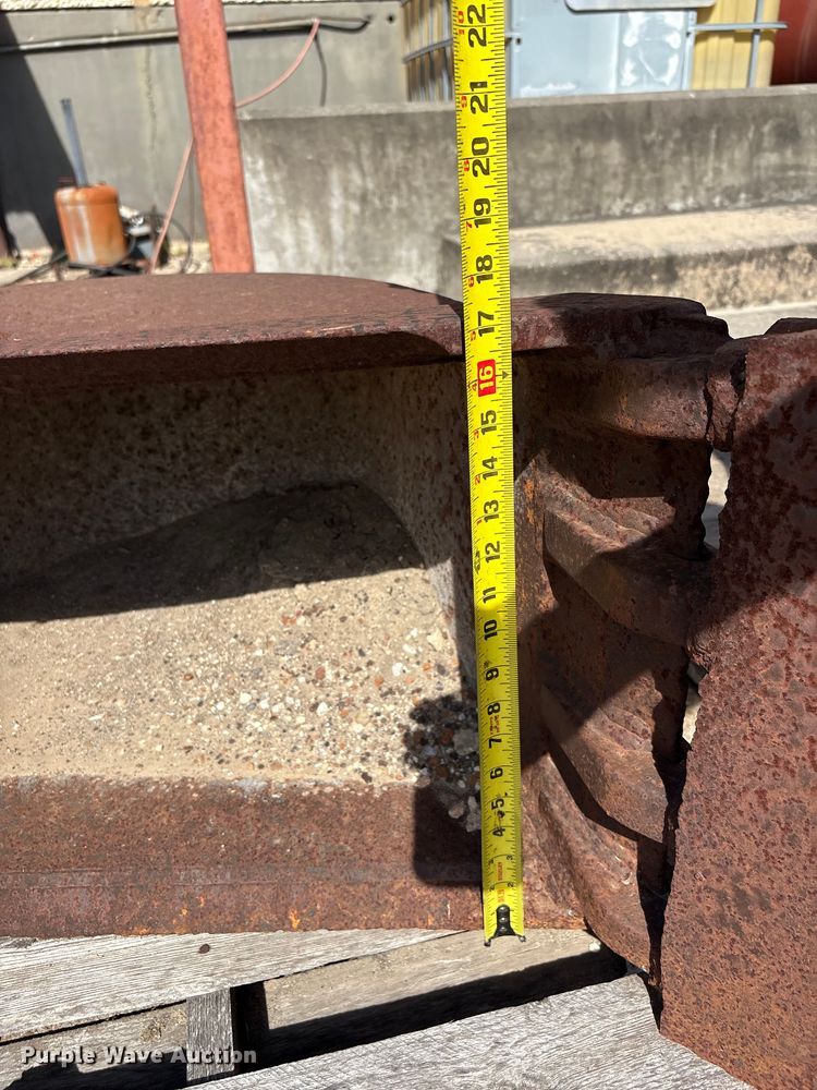 image for item EU7458 (4) buckets