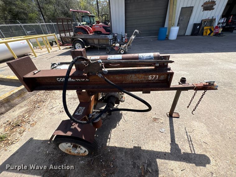 image for item EU7462 Commercial log splitter