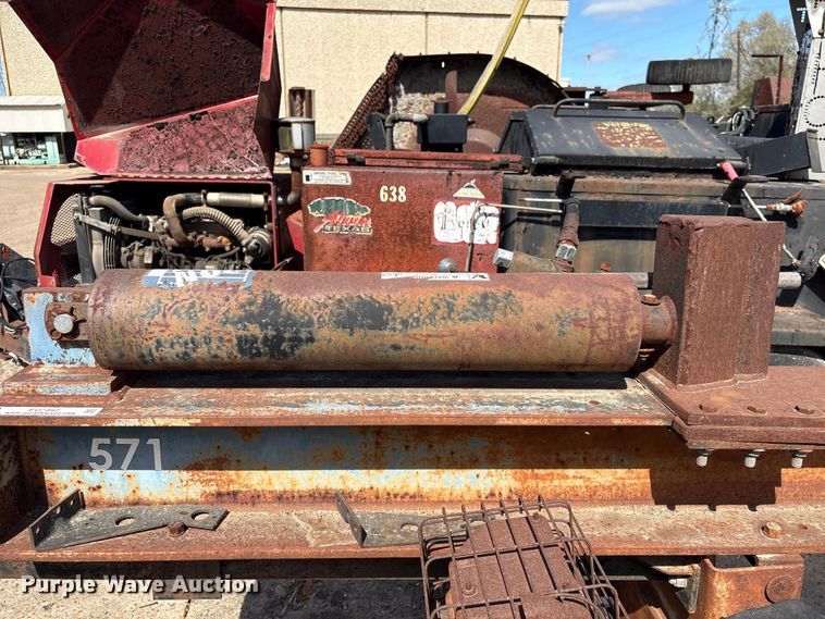 image for item EU7462 Commercial log splitter