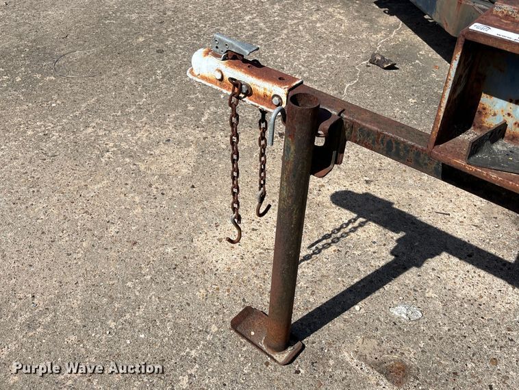 image for item EU7462 Commercial log splitter