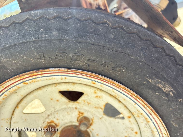 image for item EU7462 Commercial log splitter