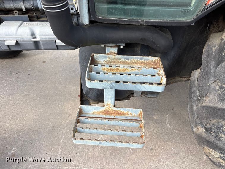 image for item EU7479 Kubota M6040 tractor