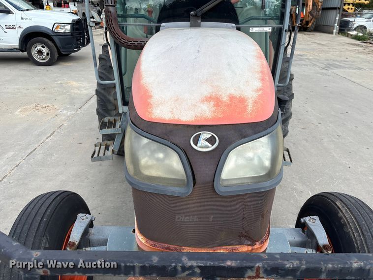 image for item EU7479 Kubota M6040 tractor