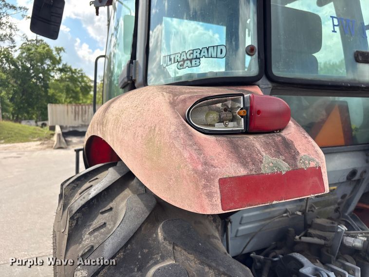 image for item EU7479 Kubota M6040 tractor