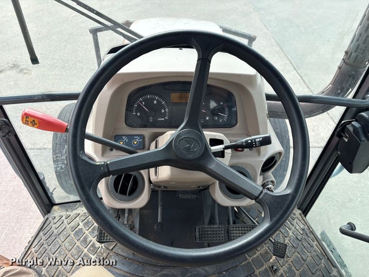 image for item EU7479 Kubota M6040 tractor