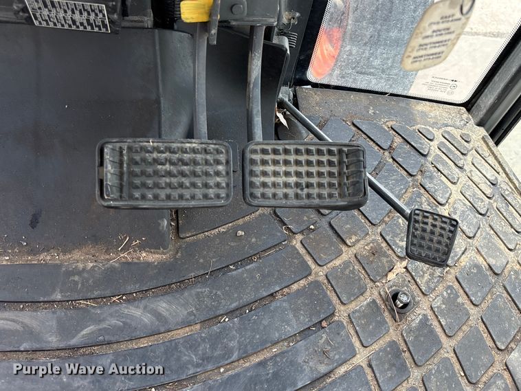 image for item EU7479 Kubota M6040 tractor