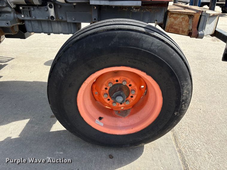 image for item EU7479 Kubota M6040 tractor