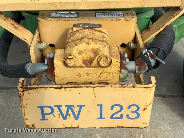 image for item EU7480 John Deere 6415 tractor