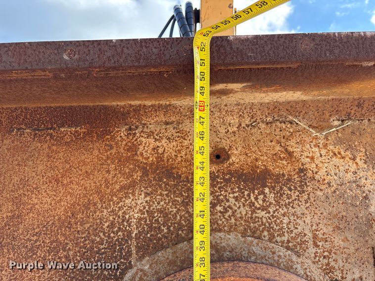 image for item EU7480 John Deere 6415 tractor