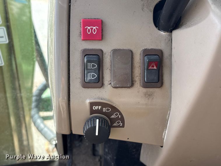 image for item EU7480 John Deere 6415 tractor