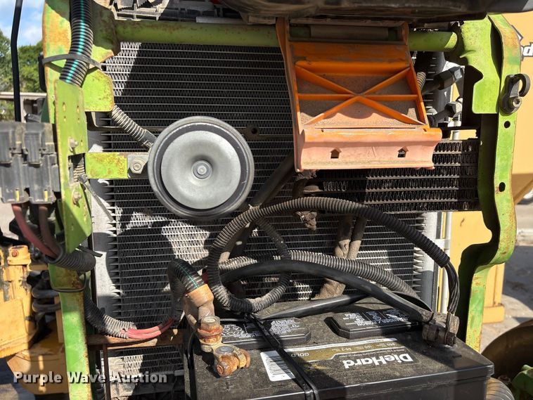 image for item EU7480 John Deere 6415 tractor