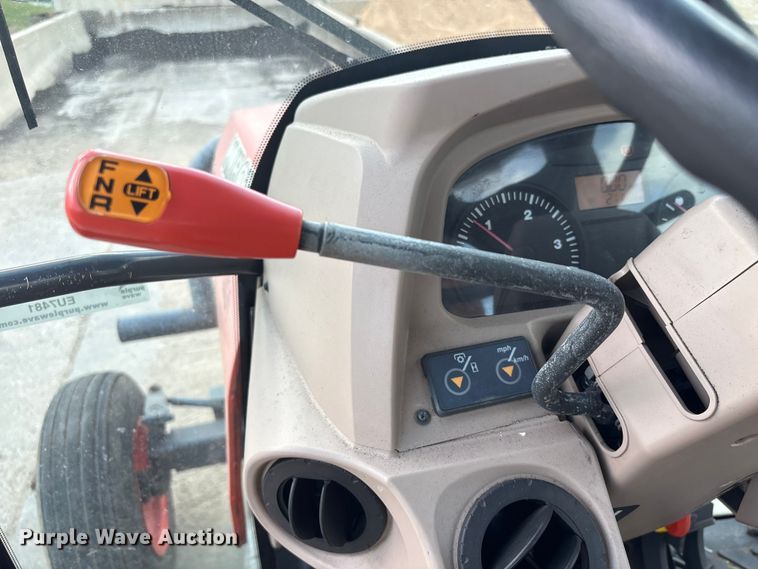 image for item EU7481 Kubota M6040 tractor