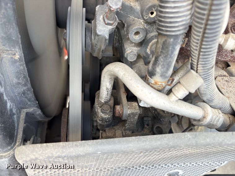 image for item EU7481 Kubota M6040 tractor