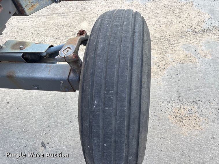 image for item EU7481 Kubota M6040 tractor