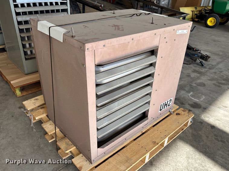 image for item EV2042 1997 Reznor FT200 heater