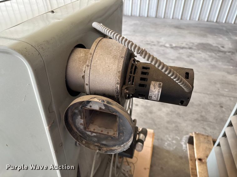 image for item EV2043 (2) Modine PV 175AE0130 heaters