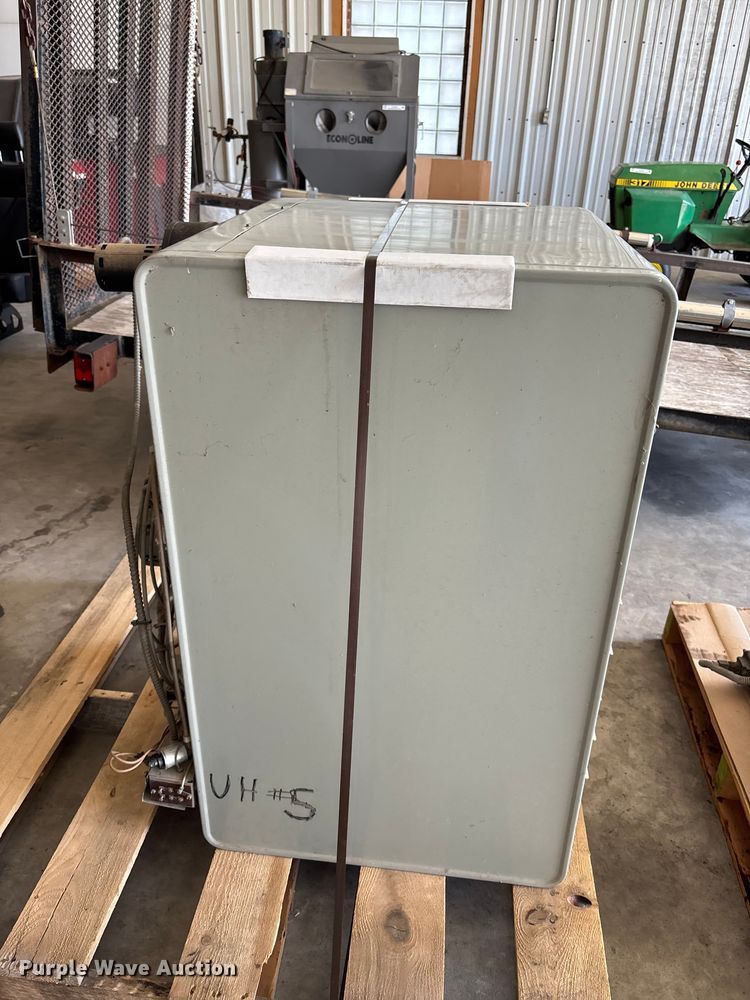 image for item EV2043 (2) Modine PV 175AE0130 heaters