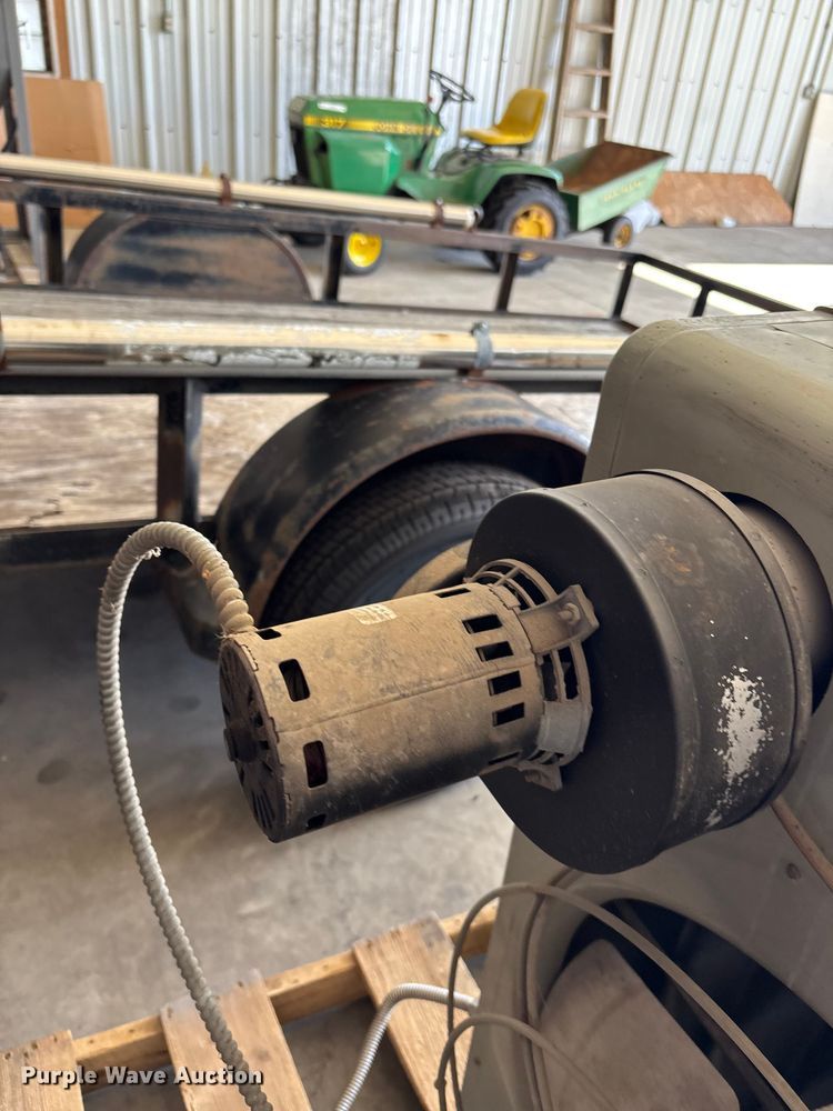 image for item EV2043 (2) Modine PV 175AE0130 heaters