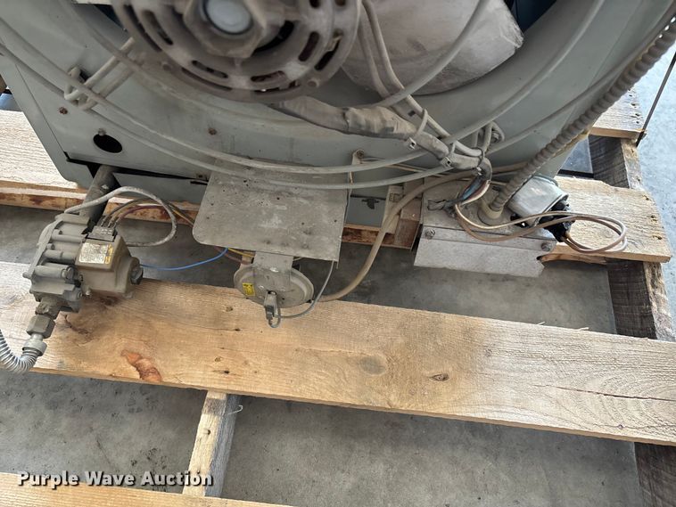 image for item EV2043 (2) Modine PV 175AE0130 heaters