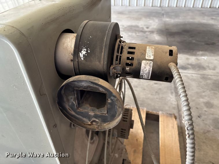 image for item EV2043 (2) Modine PV 175AE0130 heaters