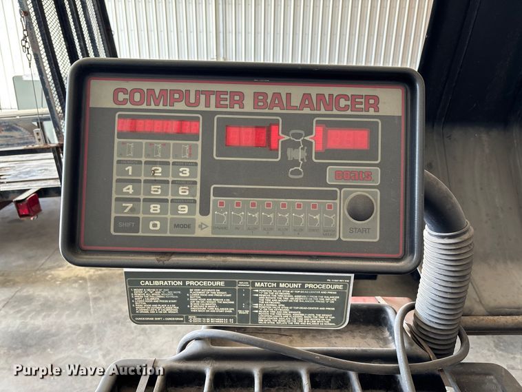 image for item EV2045 Coats 1025 Limited Edition tire balancer