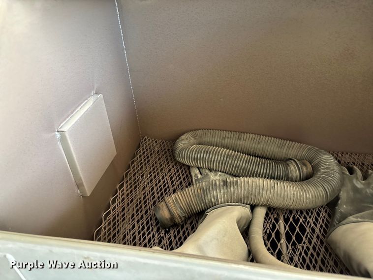 image for item EV2046 Econoline blast cabinet