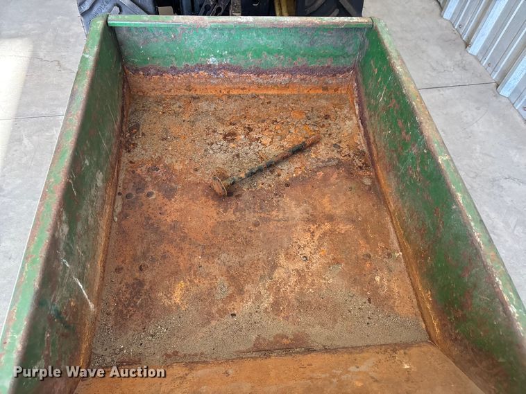 image for item EV2047 John Deere 317 lawn tractor